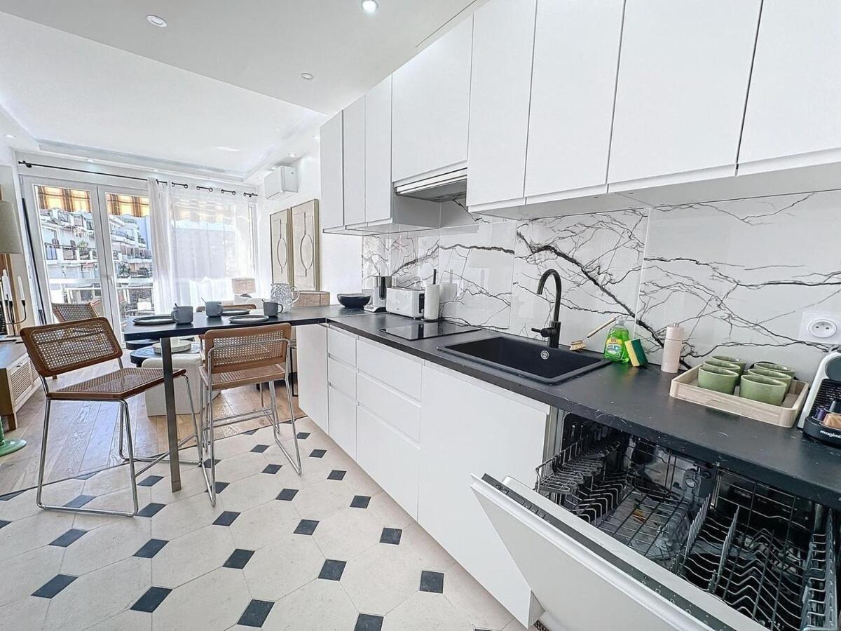 Appartement Centre Derriere Le Martinez Cannes